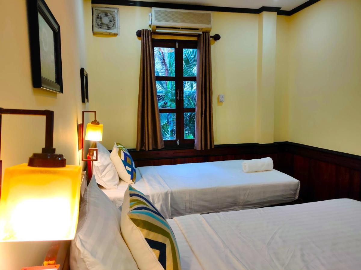 לואנג פרבאנג Lotus Corner - Heritage B&B מראה חיצוני תמונה